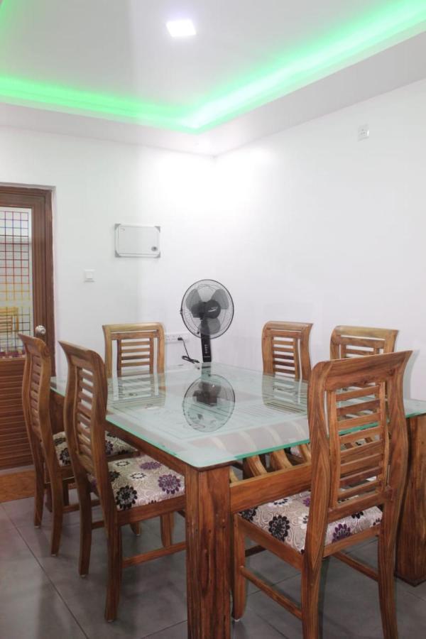4 Acre Woods Farm Stay Munnar Exteriör bild